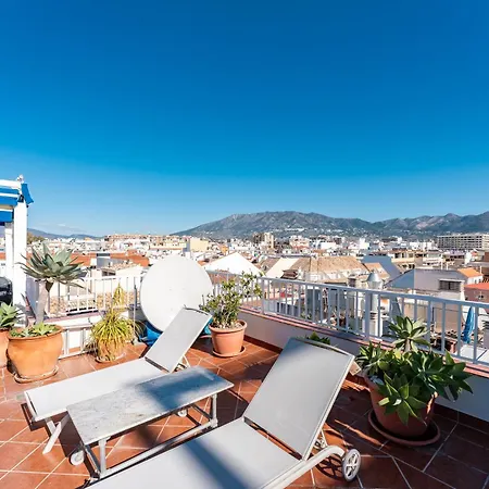 Penthouse In Old Town Apartamento