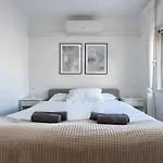 Penthouse In Old Town Apartman *