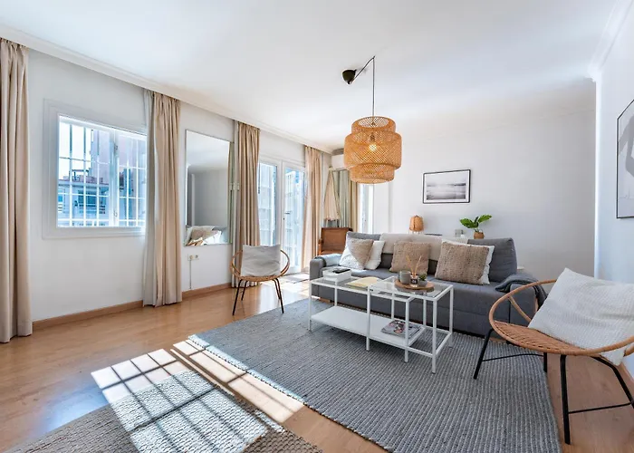 Penthouse In Old Town * فوينخيرولا